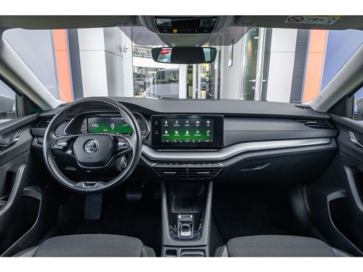 Skoda Octavia Combi 1.0 e-TSI Business Edition | Trekhaak | Stoelverwarming | Camera | Virtual cockpit | Apple ... ActivLease financial lease