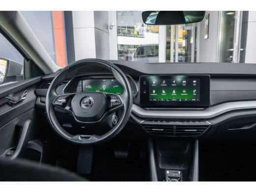 Skoda Octavia Combi 1.0 e-TSI Business Edition | Trekhaak | Stoelverwarming | Camera | Virtual cockpit | Apple ... ActivLease financial lease