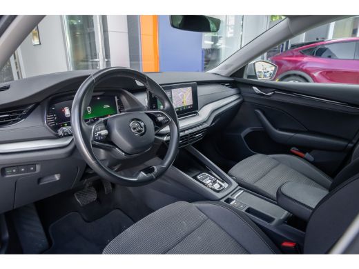 Skoda Octavia Combi 1.0 e-TSI Business Edition | Trekhaak | Stoelverwarming | Camera | Virtual cockpit | Apple ... ActivLease financial lease