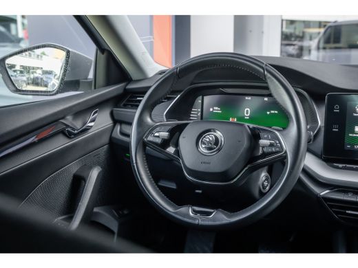 Skoda Octavia Combi 1.0 e-TSI Business Edition | Trekhaak | Stoelverwarming | Camera | Virtual cockpit | Apple ... ActivLease financial lease