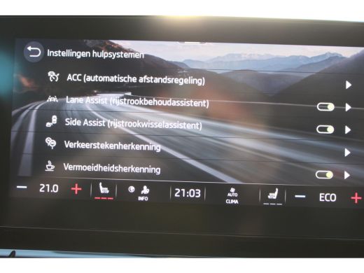 Skoda Octavia Combi 1.4 TSI RS iV PHEV Business SOh 95,6% LEER NAVI FULL LED TH 107000KM!!! ActivLease financial lease