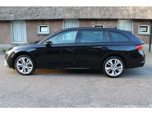 Skoda Octavia Combi 1.4 TSI RS iV PHEV Business SOh 95,6% LEER NAVI FULL LED TH 107000KM!!! ActivLease financial lease