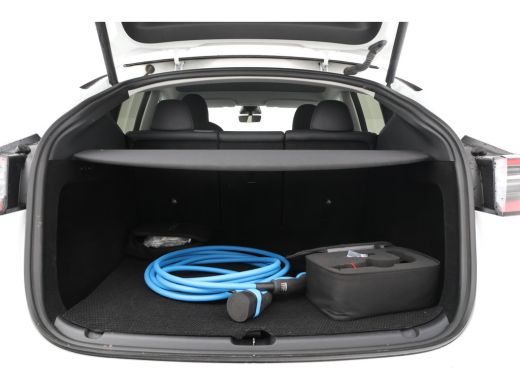 Tesla Model Y Long Range AWD 75 kWh Navigatie, Volleder, Climate ActivLease financial lease