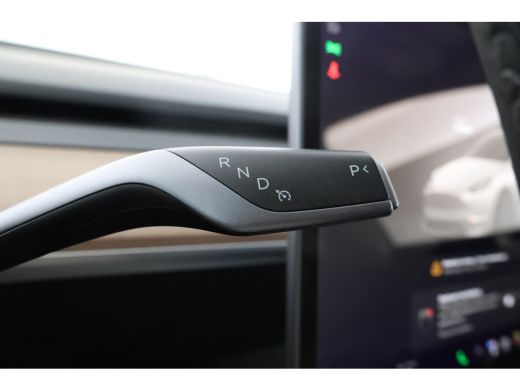 Tesla Model Y Long Range AWD 75 kWh Navigatie, Volleder, Climate ActivLease financial lease