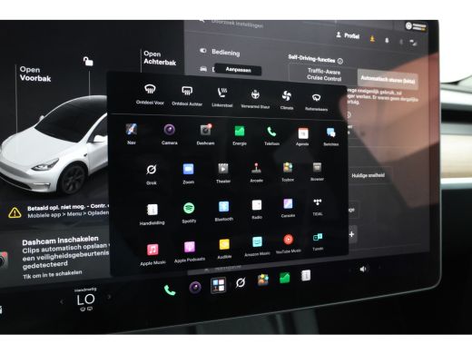 Tesla Model Y Long Range AWD 75 kWh Navigatie, Volleder, Climate ActivLease financial lease