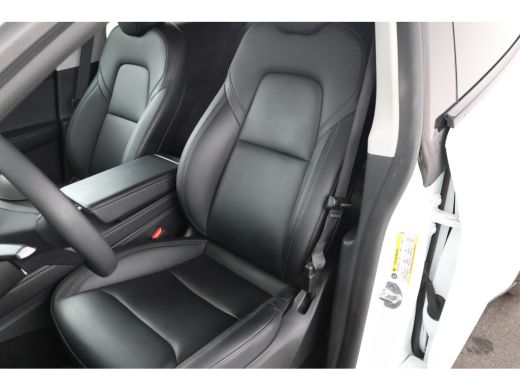 Tesla Model Y Long Range AWD 75 kWh Volleder, Stoel/stuurverwarming, Navigatie ActivLease financial lease