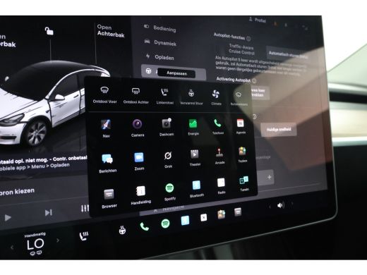 Tesla Model Y Long Range AWD 75 kWh Volleder, Stoel/stuurverwarming, Navigatie ActivLease financial lease