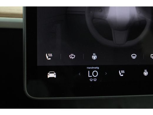 Tesla Model Y Long Range AWD 75 kWh Volleder, Stoel/stuurverwarming, Navigatie ActivLease financial lease