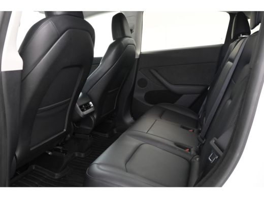 Tesla Model Y Long Range AWD 75 kWh Volleder, Stoel/stuurverwarming, Navigatie ActivLease financial lease