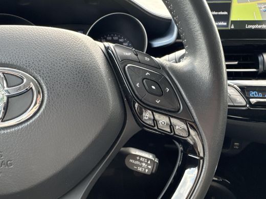 Toyota C-HR 2.0 Hybrid Dynamic **KEYLESS/ PARKEERSENSOREN/ NAVIGATIE** ActivLease financial lease