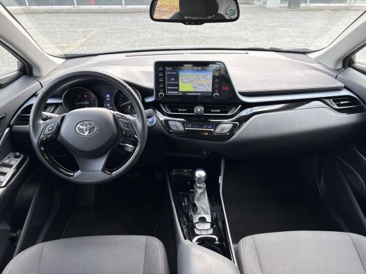 Toyota C-HR 2.0 Hybrid Dynamic **KEYLESS/ PARKEERSENSOREN/ NAVIGATIE** ActivLease financial lease