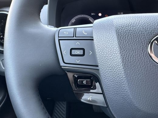 Toyota C-HR 2.0 Plug-in Hybrid 220 Dynamic **NIEUWE AUTO/ NIEUW MODELJAAR/ DIRECT LEVERBAAR** ActivLease financial lease