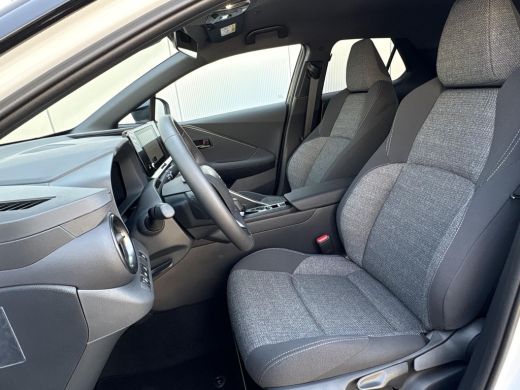 Toyota C-HR 2.0 Plug-in Hybrid 220 Dynamic **NIEUWE AUTO/ NIEUW MODELJAAR/ DIRECT LEVERBAAR** ActivLease financial lease