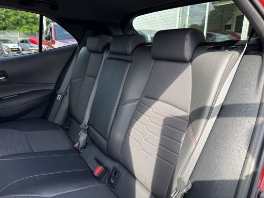 Toyota Corolla 1.8 Hybrid Executive | Navigatie | Dodehoekdetectie | Achteruitrijcamera ActivLease financial lease