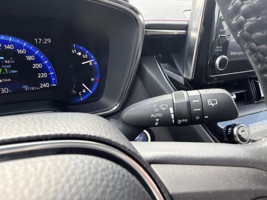 Toyota Corolla 1.8 Hybrid Executive | Navigatie | Dodehoekdetectie | Achteruitrijcamera ActivLease financial lease