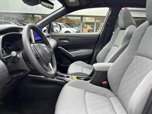 Toyota Corolla Cross 2.0 High Power Hybrid First Edition ActivLease financial lease