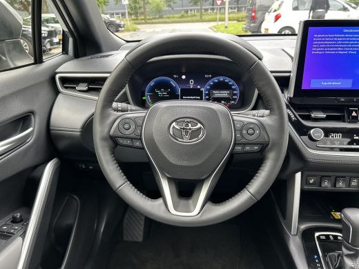 Toyota Corolla Cross 2.0 High Power Hybrid First Edition ActivLease financial lease