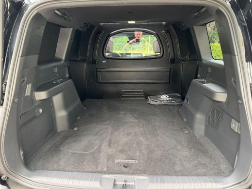 Toyota Land Cruiser 2.8 D-4D Standard Roof Window Van Professional ActivLease financial lease
