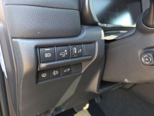 Toyota Land Cruiser 2.8 D-4D Standard Roof Window Van Professional ActivLease financial lease