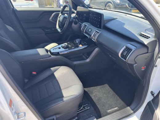 Toyota Urban Cruiser Executive 61 kWh | 360 Graden camera | Apple CarPlay/Android auto | Panoramadak ActivLease financial lease