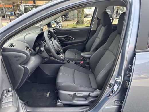 Toyota Yaris 1.5 Hybrid 115 Dynamic Comfort Pack | MJ 2026| 06-10141018 Voor meer informatie ActivLease financial lease
