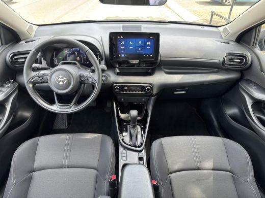 Toyota Yaris 1.5 Hybrid 115 Dynamic Comfort Pack | MJ 2026| 06-10141018 Voor meer informatie ActivLease financial lease