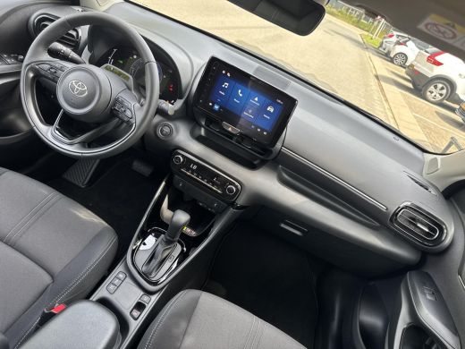 Toyota Yaris 1.5 Hybrid 115 Dynamic Comfort Pack | MJ 2026| 06-10141018 Voor meer informatie ActivLease financial lease