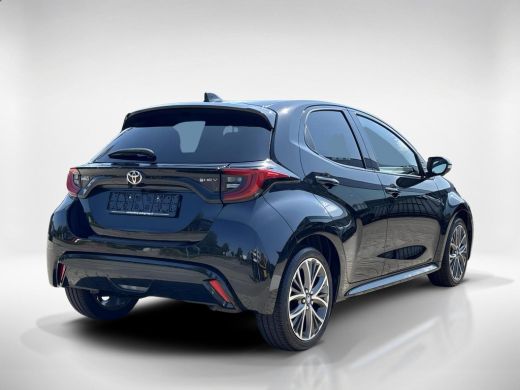 Toyota Yaris 1.5 Hybrid 130 Executive | Parkeersensoren | HUD | Navigatie | JBL-Audio | ActivLease financial lease