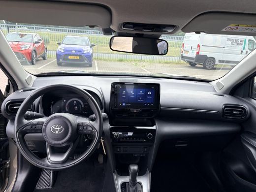 Toyota Yaris Cross 1.5 Hybrid Active comfort pack ActivLease financial lease