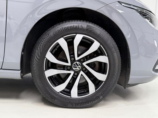 Volkswagen Golf 1.0 TSI 110pk Life | Camera | ACC | Lane | side assist ActivLease financial lease