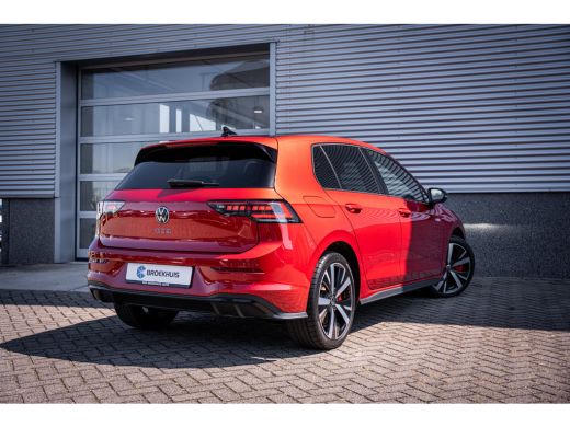 Volkswagen Golf 1.5 eHybrid GTE 272PK | Achteruitrijcamera | Lichtmetalen velgen 18" | Matrix LED koplampen ActivLease financial lease