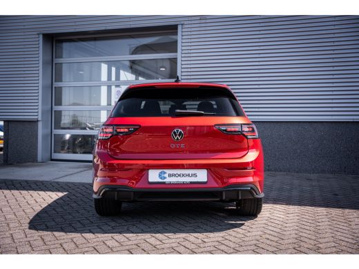 Volkswagen Golf 1.5 eHybrid GTE 272PK | Achteruitrijcamera | Lichtmetalen velgen 18" | Matrix LED koplampen ActivLease financial lease