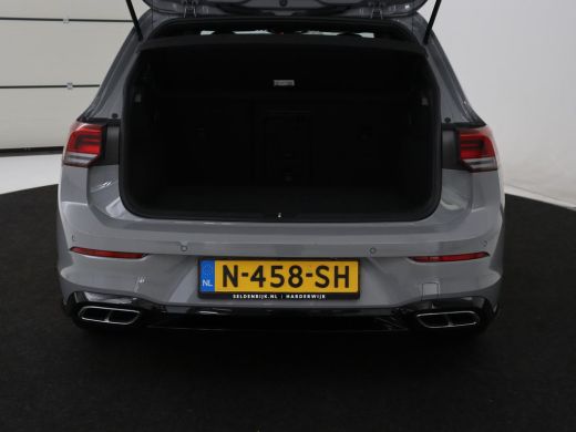 Volkswagen Golf 1.5 TSI R-Line Business | Carplay | Full LED | Carplay | Stoelverwarming | Adaptive cruise | Park... ActivLease financial lease