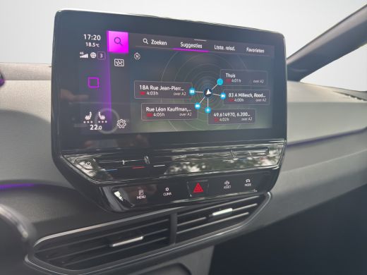 Volkswagen ID.3 Pro Edition 204pk 58kWh | Trekhaak | Stoel/Stuur verwarming | Navi | 19"LMV ActivLease financial lease