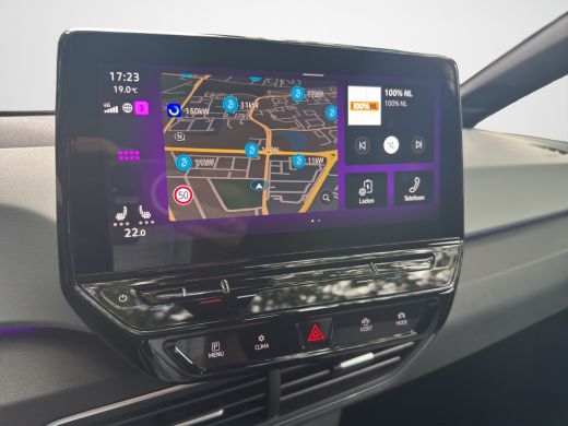 Volkswagen ID.3 Pro Edition 204pk 58kWh | Trekhaak | Stoel/Stuur verwarming | Navi | 19"LMV ActivLease financial lease
