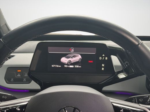 Volkswagen ID.3 Pro Edition 204pk 58kWh | Trekhaak | Stoel/Stuur verwarming | Navi | 19"LMV ActivLease financial lease