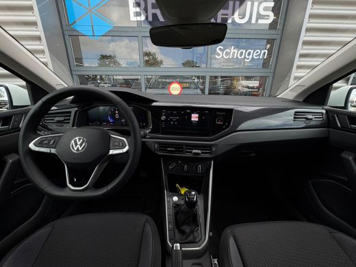 Volkswagen Polo Life Edition | 'App-Connect' smartphone integratie | Achteruitrijcamera (Rear View) | Buitenspieg... ActivLease financial lease