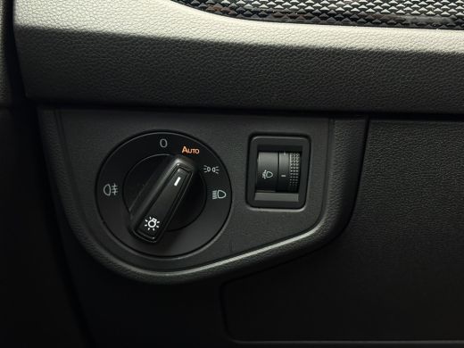 Volkswagen Polo Life Edition | 'App-Connect' smartphone integratie | Achteruitrijcamera (Rear View) | Buitenspieg... ActivLease financial lease