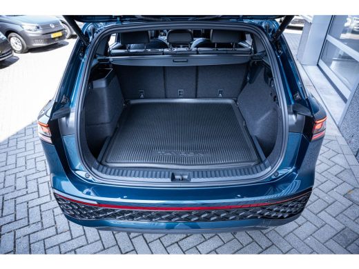 Volkswagen Tayron R-Line Edition | 'App-Connect' draadloze smartphone integratie | Automatische afstandsregeling (A... ActivLease financial lease