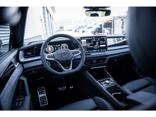 Volkswagen Tayron R-Line Edition | 'App-Connect' draadloze smartphone integratie | Automatische afstandsregeling (A... ActivLease financial lease