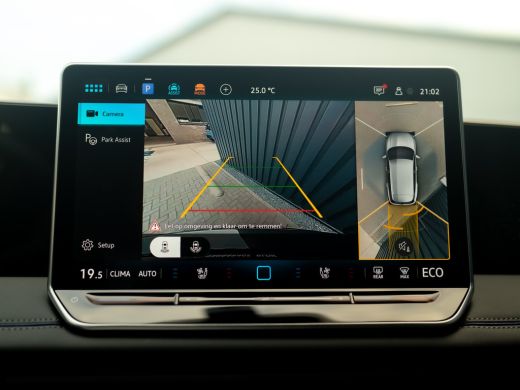 Volkswagen Tiguan 1.5 eHybrid R-Line Edition 272pk | Stoelgeheugen L&R | 360 Camera | Leder | Prijs Rijklaar!! ActivLease financial lease