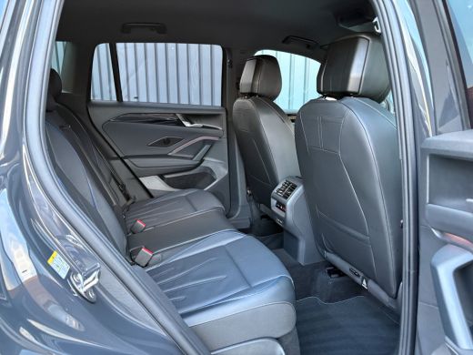 Volkswagen Tiguan 1.5 eHybrid R-Line Edition 272pk | Stoelgeheugen L&R | 360 Camera | Leder | Prijs Rijklaar!! ActivLease financial lease