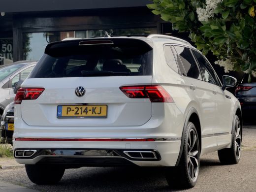 Volkswagen Tiguan Allspace 1.5 TSI AUT7 3X R-LINE 7PERS PANODAK NAVI CAMERA DIGI-DASH APPLE-CARPLAY HEAD-UP LED LMV PDC ActivLease financial lease