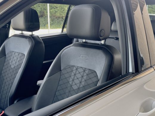 Volkswagen Tiguan Allspace 1.5 TSI AUT7 3X R-LINE 7PERS PANODAK NAVI CAMERA DIGI-DASH APPLE-CARPLAY HEAD-UP LED LMV PDC ActivLease financial lease