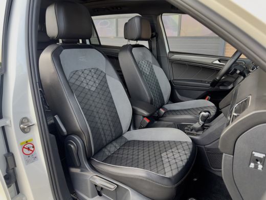 Volkswagen Tiguan Allspace 1.5 TSI AUT7 3X R-LINE 7PERS PANODAK NAVI CAMERA DIGI-DASH APPLE-CARPLAY HEAD-UP LED LMV PDC ActivLease financial lease