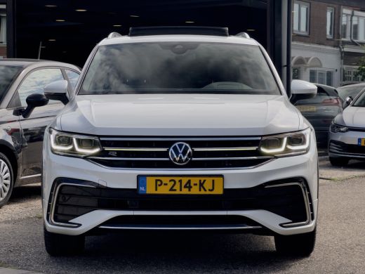 Volkswagen Tiguan Allspace 1.5 TSI AUT7 3X R-LINE 7PERS PANODAK NAVI CAMERA DIGI-DASH APPLE-CARPLAY HEAD-UP LED LMV PDC ActivLease financial lease