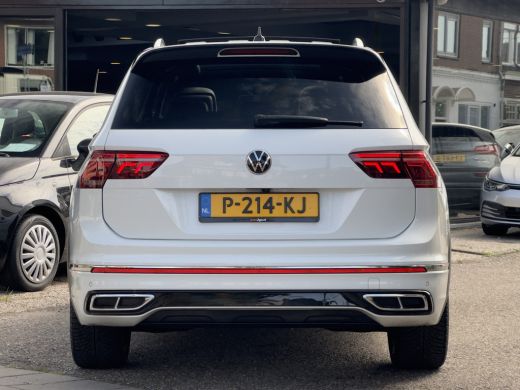 Volkswagen Tiguan Allspace 1.5 TSI AUT7 3X R-LINE 7PERS PANODAK NAVI CAMERA DIGI-DASH APPLE-CARPLAY HEAD-UP LED LMV PDC ActivLease financial lease