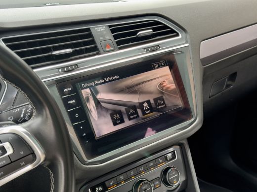 Volkswagen Tiguan Allspace 1.5 TSI AUT7 3x R-LINE 7PERS PANODAK 20 INCH-LMV NAVI CAMERA DIGI-DASH APPLE-CARPLAY LED PDC ActivLease financial lease