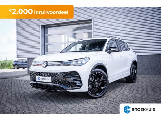 Volkswagen Tiguan R-Line Edition - eHybrid | 'App-Connect' draadloze smartphone integratie | Automatische afstandsr... ActivLease financial lease