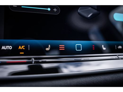 Volkswagen Tiguan R-Line Edition - eHybrid | 'App-Connect' draadloze smartphone integratie | Automatische afstandsr... ActivLease financial lease